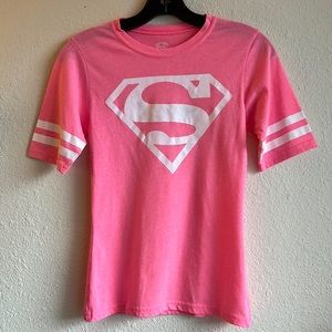 Superman T-shirt, pink & white, size small (3/5)